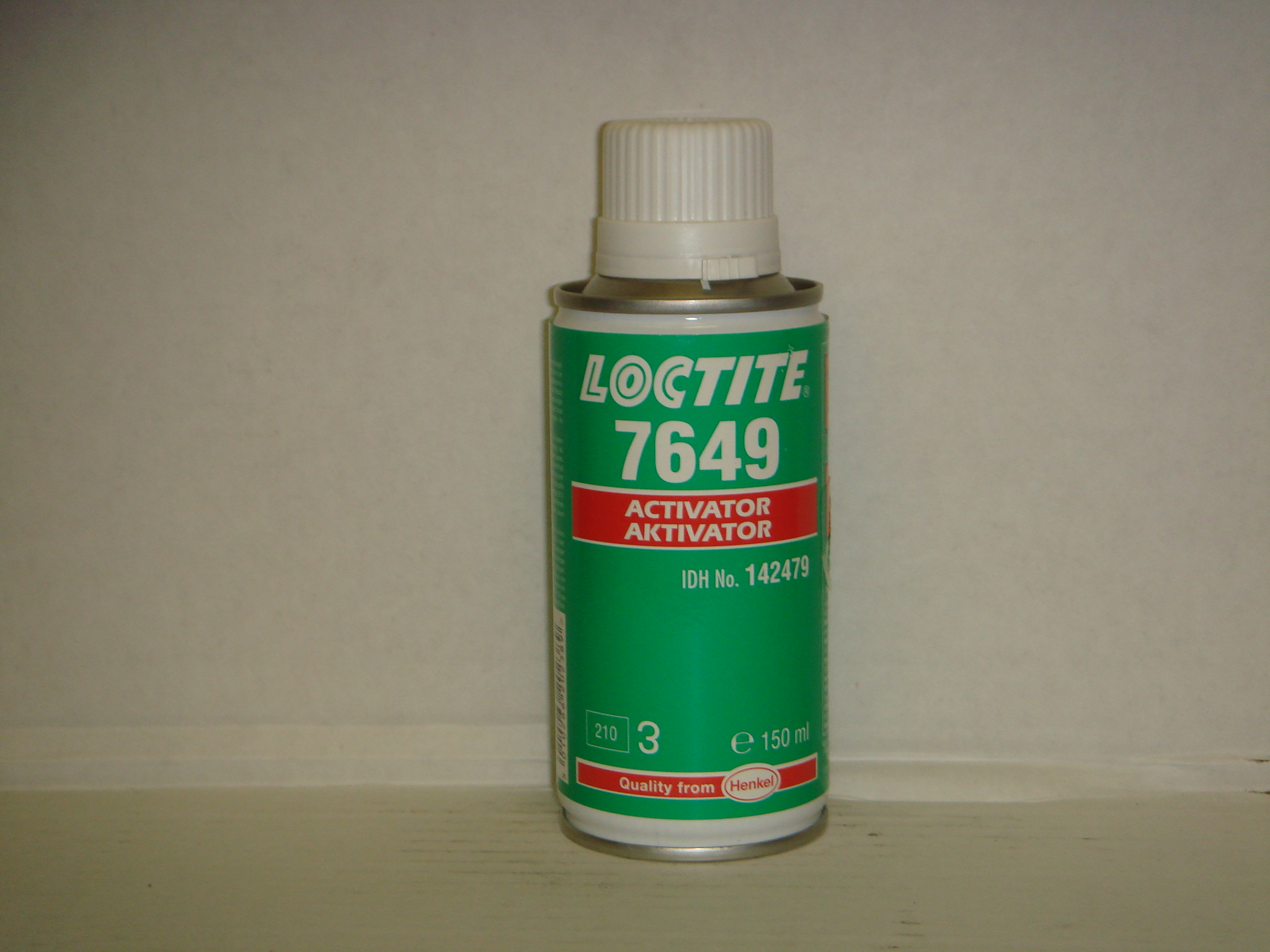 Loctite 142479 Активатор N для  анаэробов и клеёв Loctite 326/319, (спрей 150мл.)